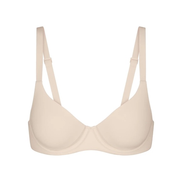 COPY - SKIMS Fits Everybody Full Coverage Bra | Color: Sand | NEW/NWT!!🤎 - Picture 1 of 8